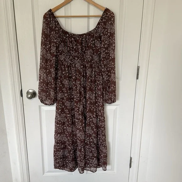 “Blush Over Shoulders Midi Dress” - Picture 3 of 6